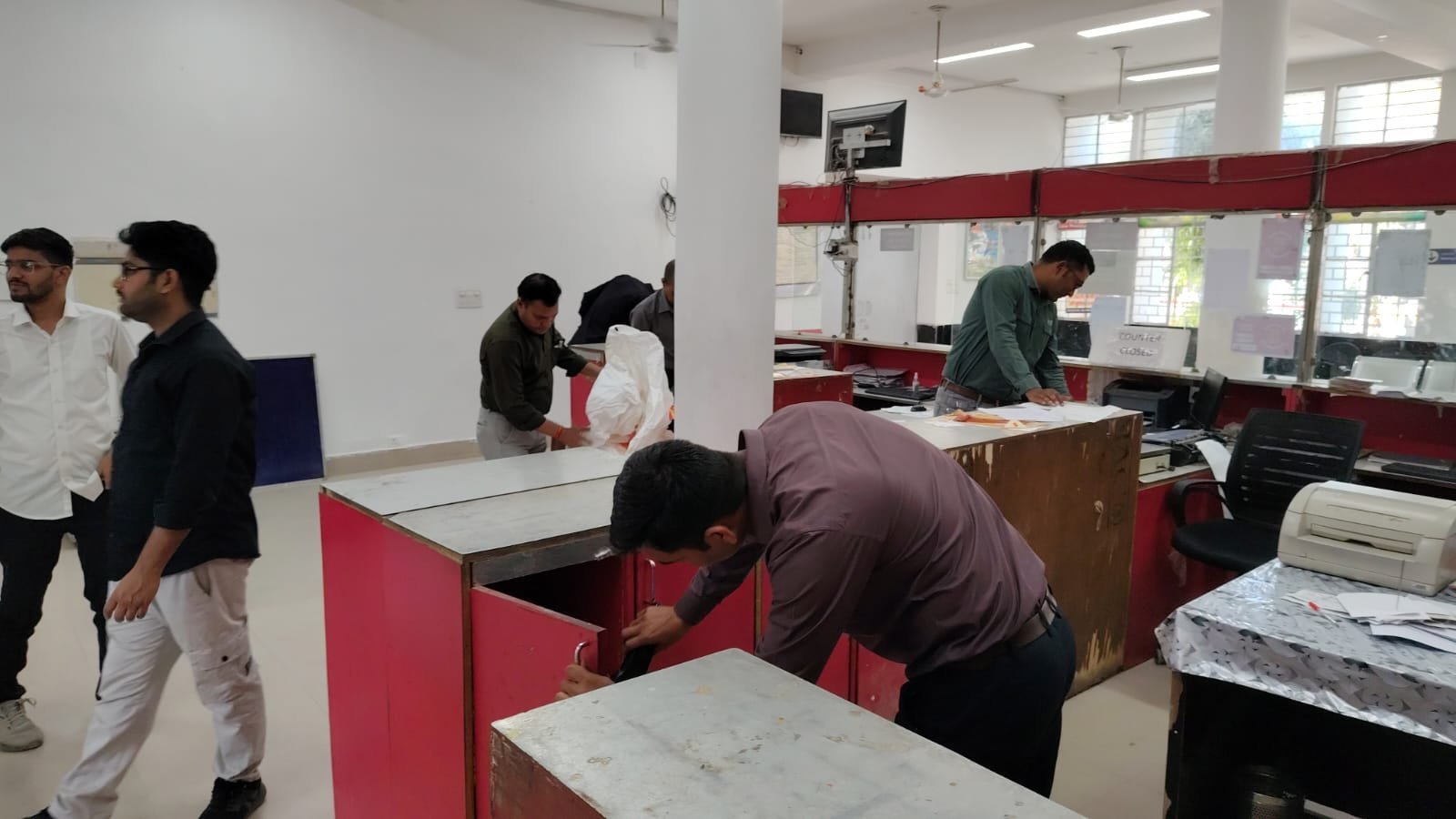 डाकघर को फिर मिली बम से उड़ाने की धमकी